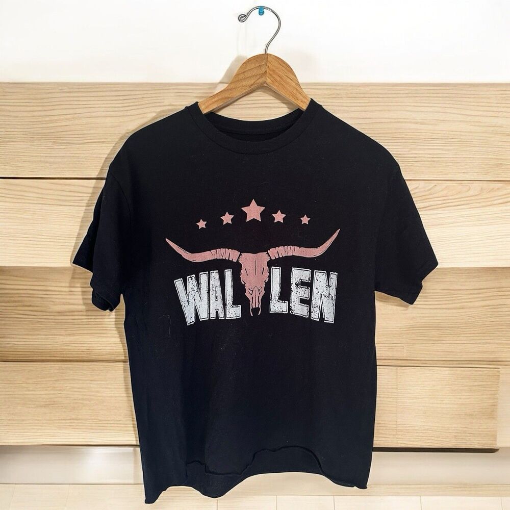 Morgan Wallen Country Music Concert T-Shirt Bull Skull Graphic Tee Black M / L